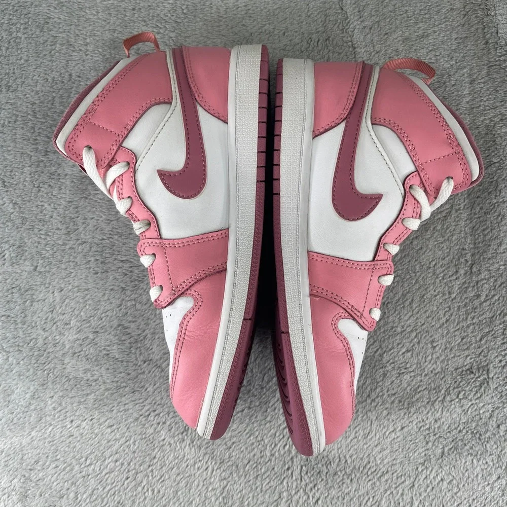 Nike Air Jordan 1 Shoes Kids 3Y Mid Valentines Day Sneakers DQ8424-616 - Picture 8 of 10